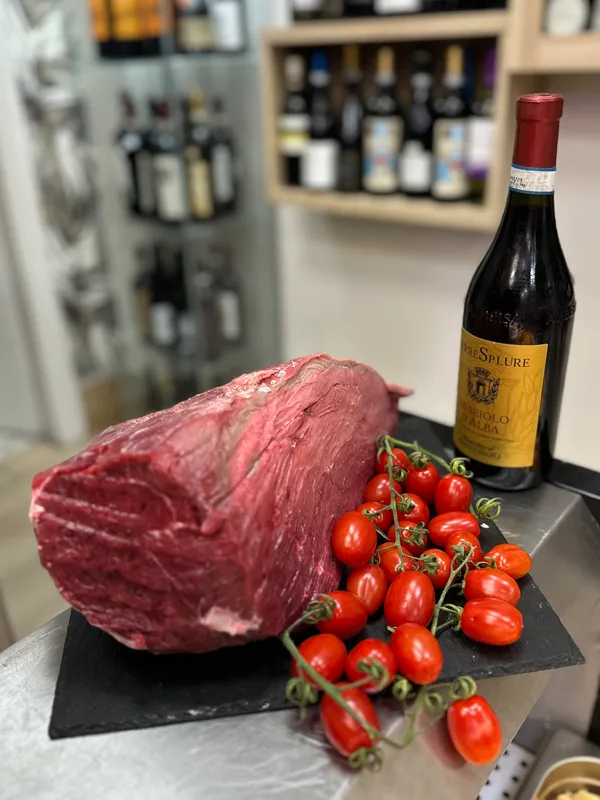 bistecche di scottona limousine italiana a 22,99€ - Lo Spiedo Rovente a eschiera Borromeo