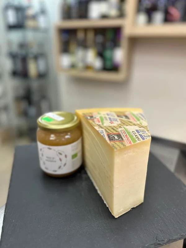 gruyere svizzero formaggio - lo spiedo rovente
