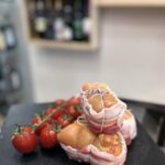 involtino di pollo a 16,99€ con: salsiccia, cotto, parmiggiano, funghi, ricotta e spianci - Lo Spiedo Rovente a Peschiera Borromeo