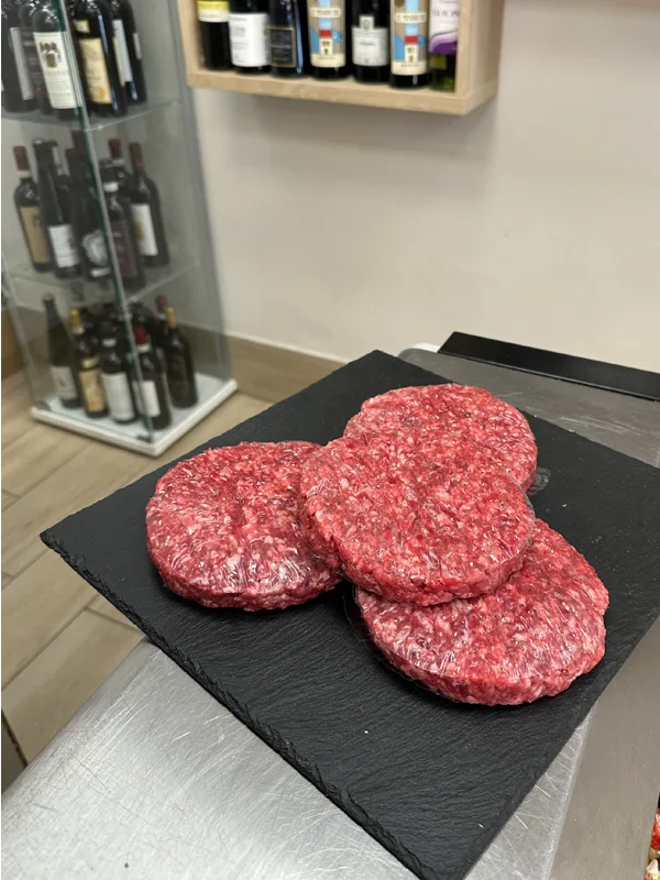 Hamburger bavarese a 18,90€ al kg - Lo Spiedo Rovente, Pescheira Borromeo