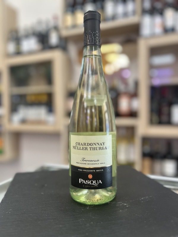 chardonnay muller thurgau pasqua a 6,90€ - Lo Spiedo Rovente