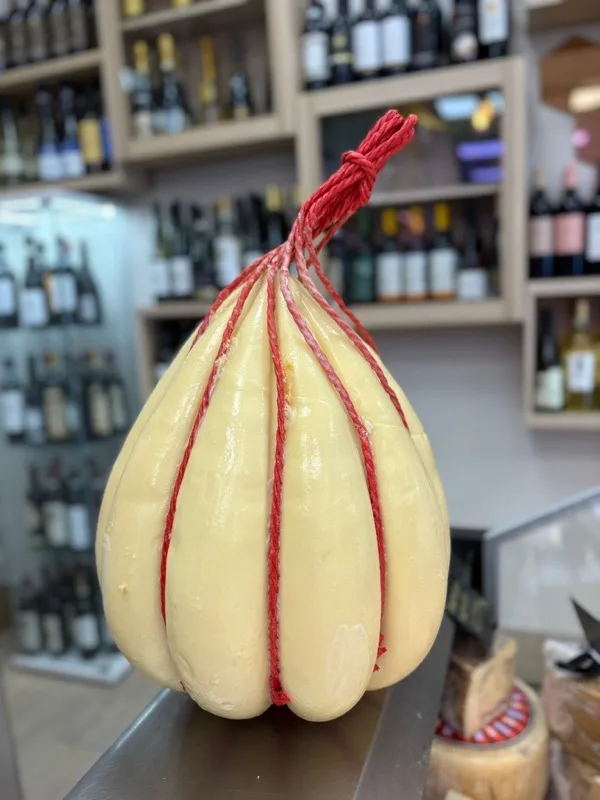 provolone saporito a 10,99€ al kg - lo spiedo rovente